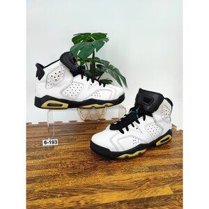 Nike Big Kids Jordan 5 Jade Horizon White Leather Sneakers Size 6Y US